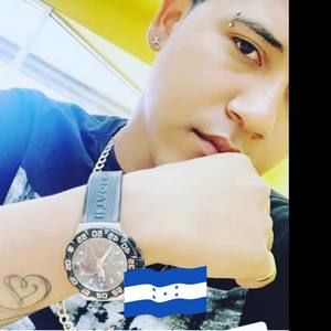 Meet your Posher, Alex